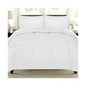 NWT Sweet Home Collection Home Down 7-Pc. Full Comforter Set Bedding White Full